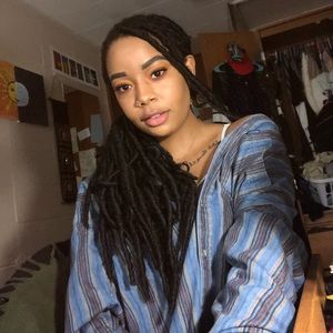 Meet your Posher, Zakara